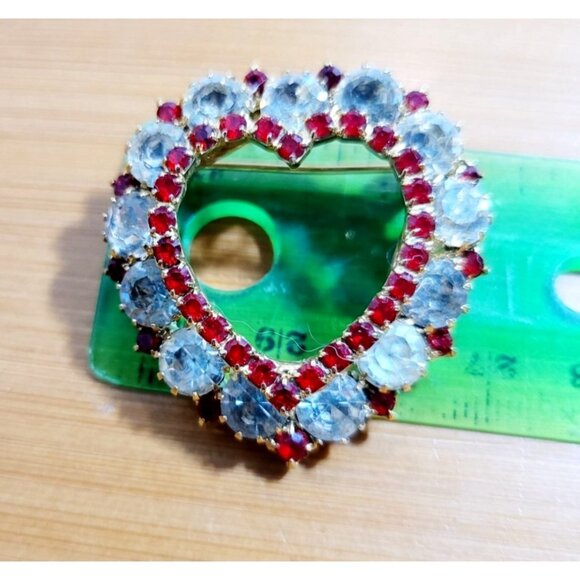 Vintage Heart Brooch White & Red Rhinestones Collectible Gold-Tone Pin 1.25" - Picture 5 of 7